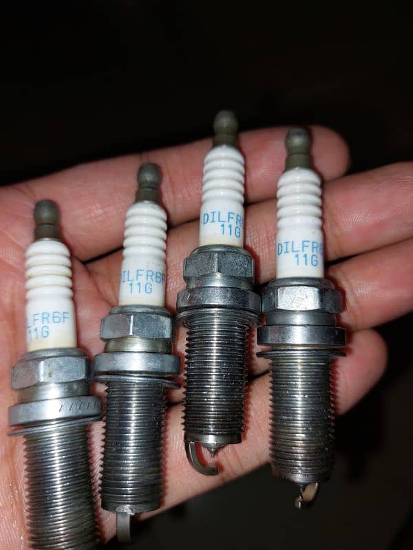 NGK Iridium Spark Plugs DILFR6F-11G double Tip 4