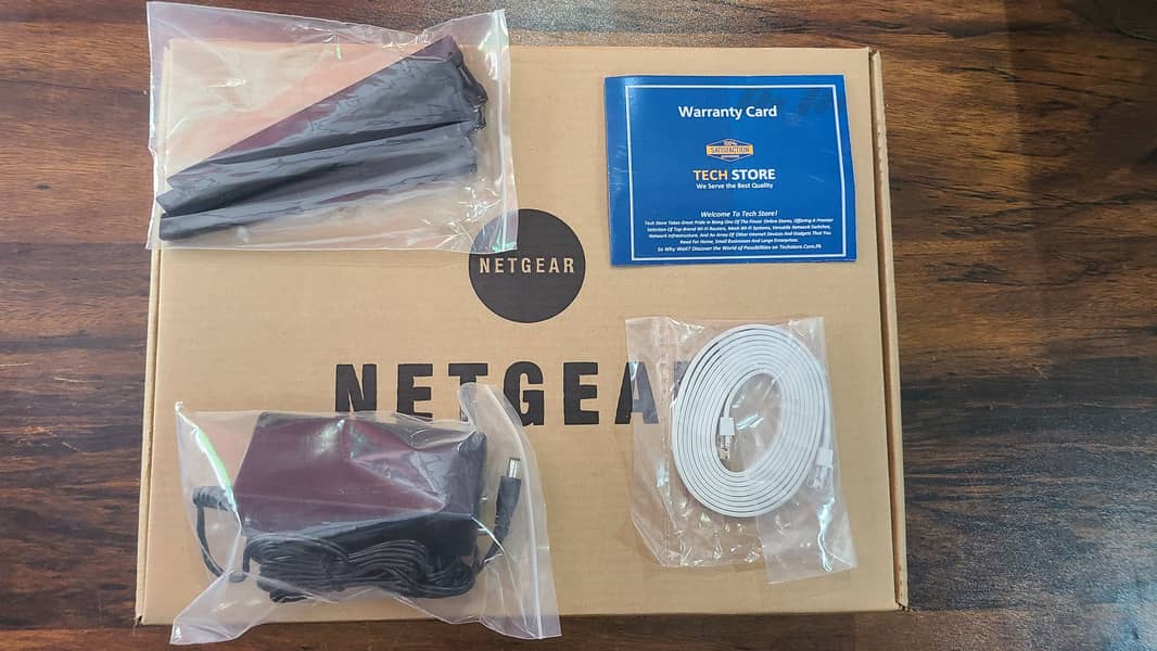 NETGEAR Nighthawk R7000 Smart Wi-Fi Router-AC1900 Wireless  (With Box) 10