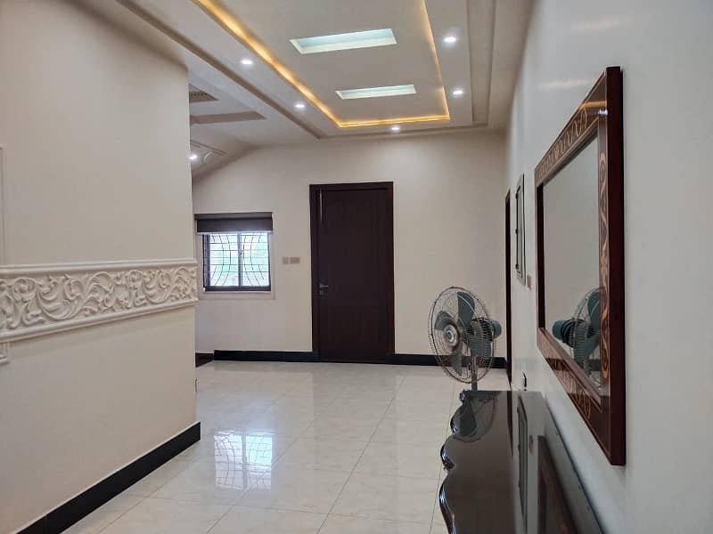 Fully Furnished Luxury For Rent Officer Colony No 1 Society Area Boundary Wall Canal Road Faisalabad 3 16