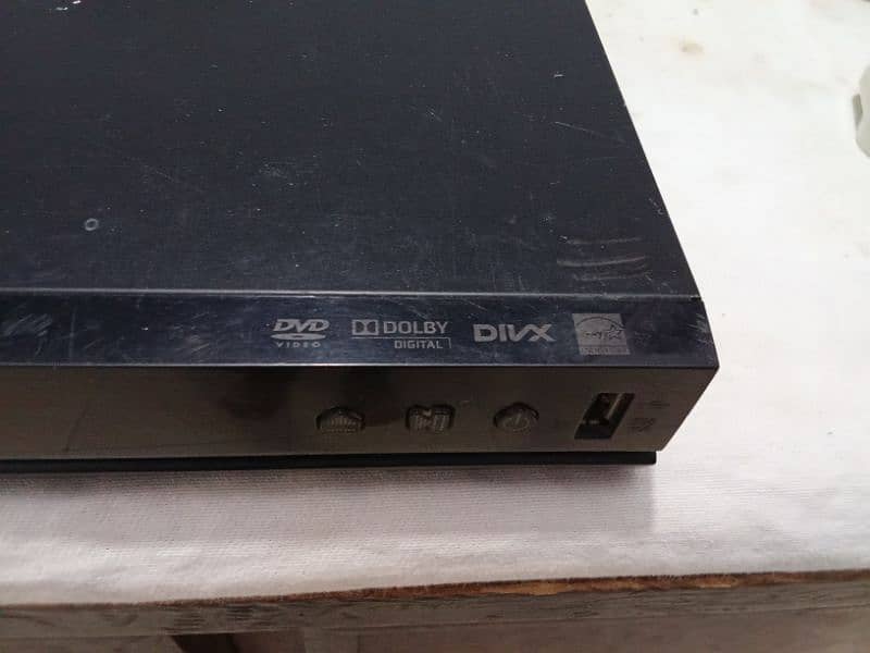 Samsung DVD player 1