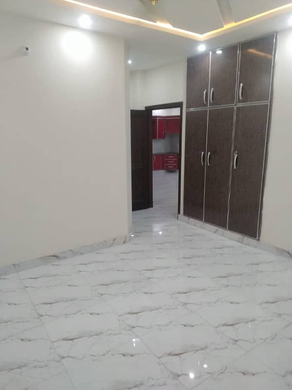 Brand New Flat 2 Bed Abbot Road Near Shaheen Complex Near Shimla Hill Lahore 3