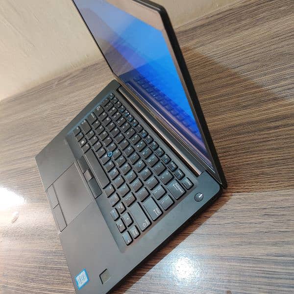 HP latitude 7480 i5 6th Generation 6