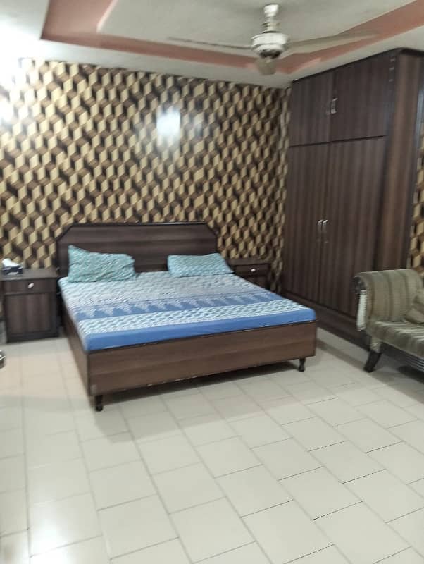 2 bed Furnished Flat 3rd Floor Durand Road near Davis Road Lahore 0