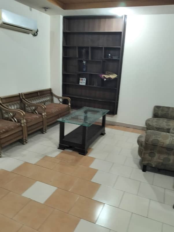 2 bed Furnished Flat 3rd Floor Durand Road near Davis Road Lahore 2