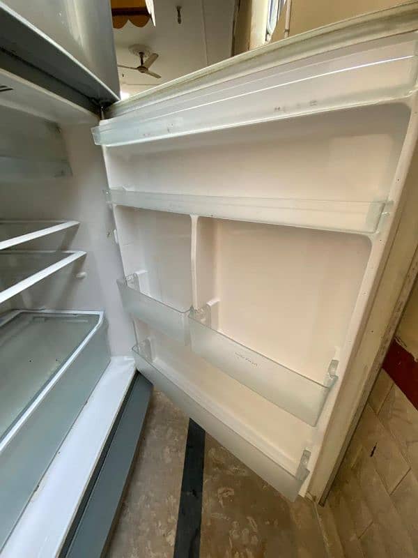 Hitachi extra wide fridge 6