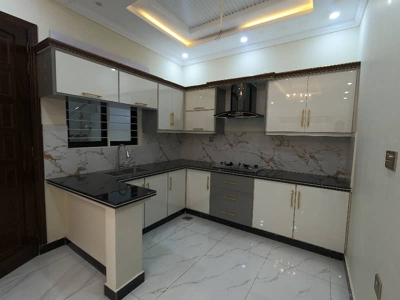 Prime Location 5 Marla Spacious House Is Available In Al Rehman Garden Phase 2 For Sale 19