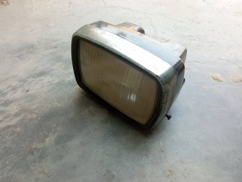 USED CD70 Headlight For Sale 0