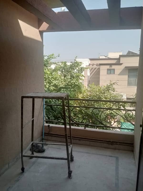 DHA Phase 3, 1 Kanal Upper Portion For Rent With Servant Quarter In Hot Location, Please See The Attached Original Pictures 15