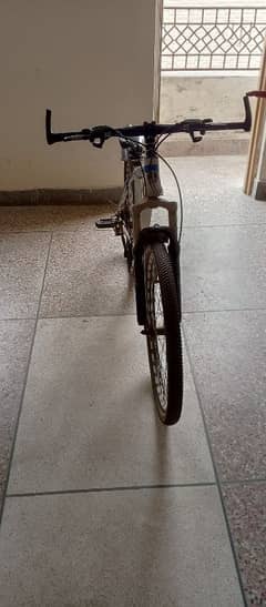 Mountain bicycle 0