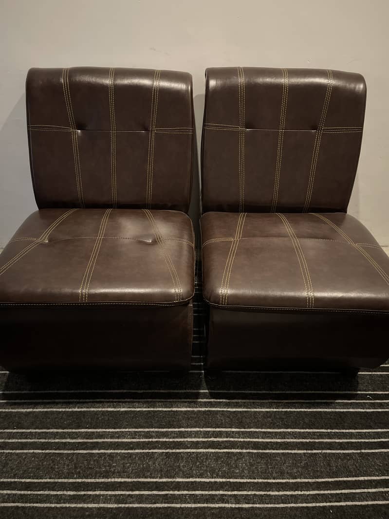 4 sofa chairs (perfect condition) 0