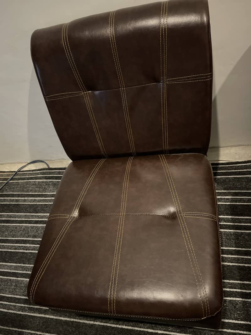 4 sofa chairs (perfect condition) 2