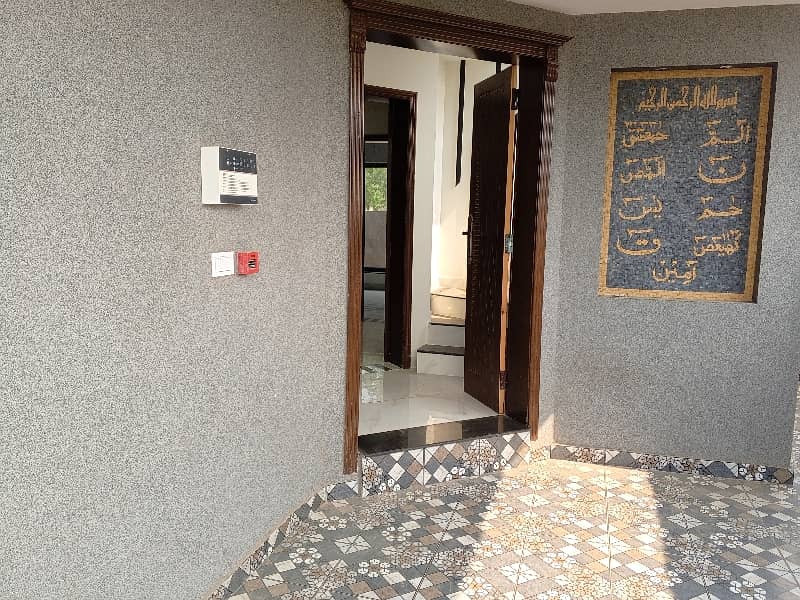 5 MARLA FACING PARK BRAND NEW HOUSE FOR SALE IN DHA RAHBAR BLOCK P 2