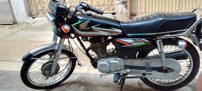 Honda CG 125 2016 Model Bike For Sale Call Number 0313,4935016