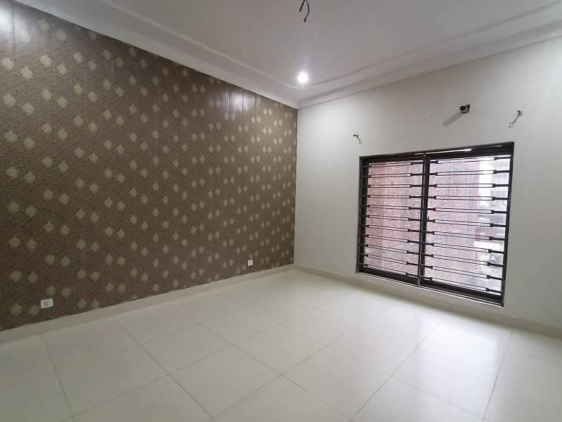 Looking For A House In Gulshan-e-Ravi 2