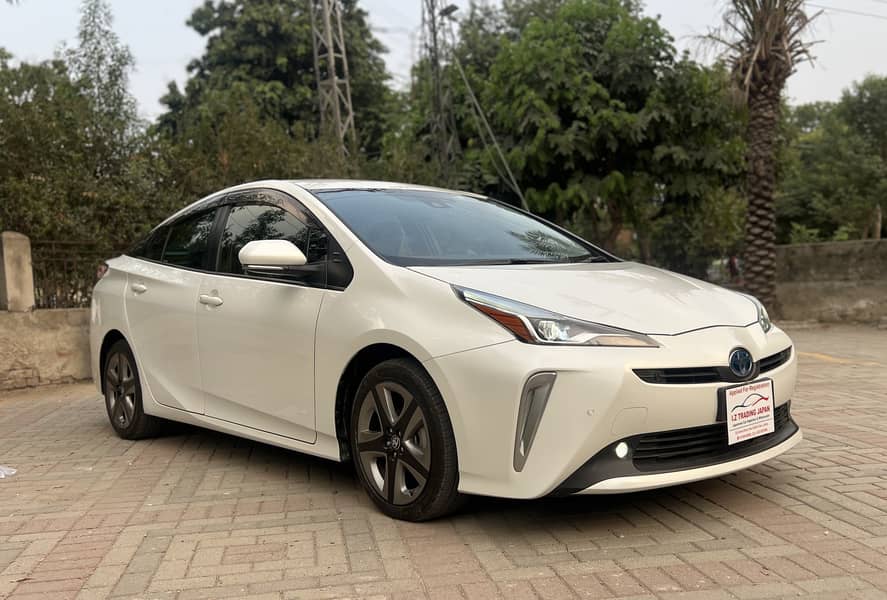 Toyota Prius Hybrid, 2020 Model, 2024 Import 8