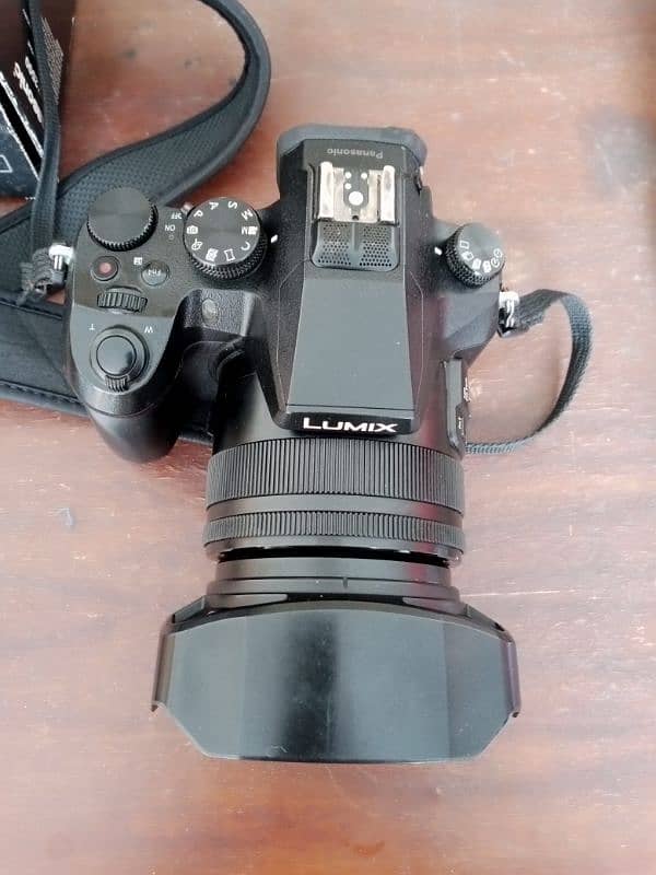 Panasonic Lumix fz2500 3