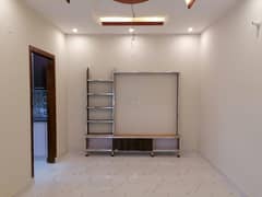 Gulshan-e-Ravi - Block G 7 Marla House Up For sale 0