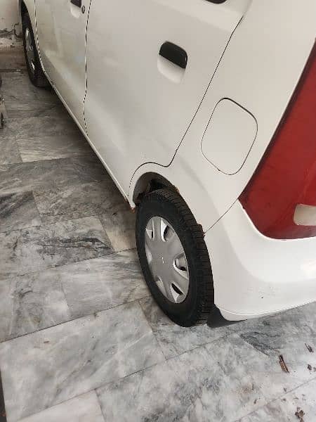 Suzuki Wagon R 2018 3