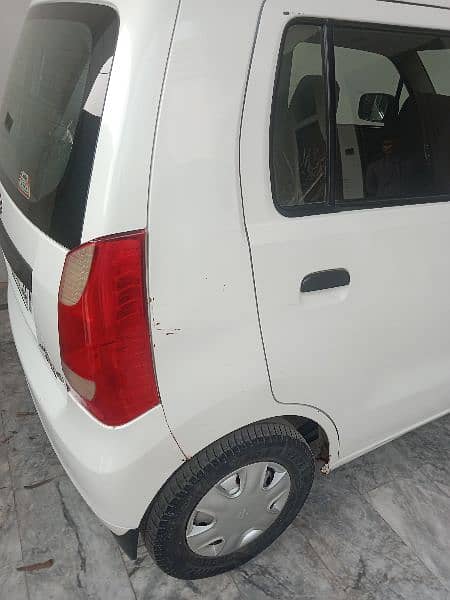 Suzuki Wagon R 2018 5