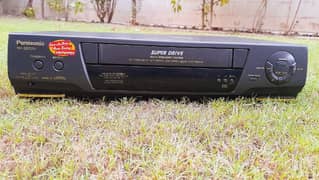 PANASONIC VCR & LAFFA YETTE CD/DVD PLAYER.