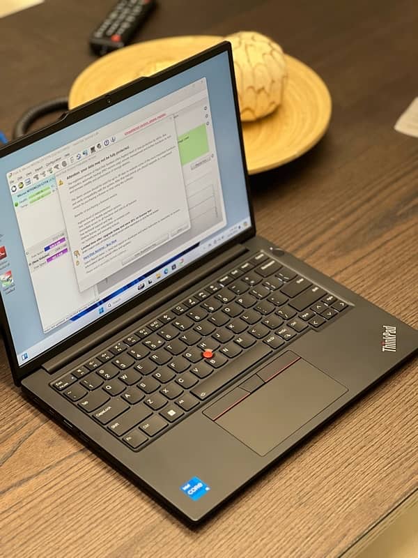 Lenovo E14 13th gen 5