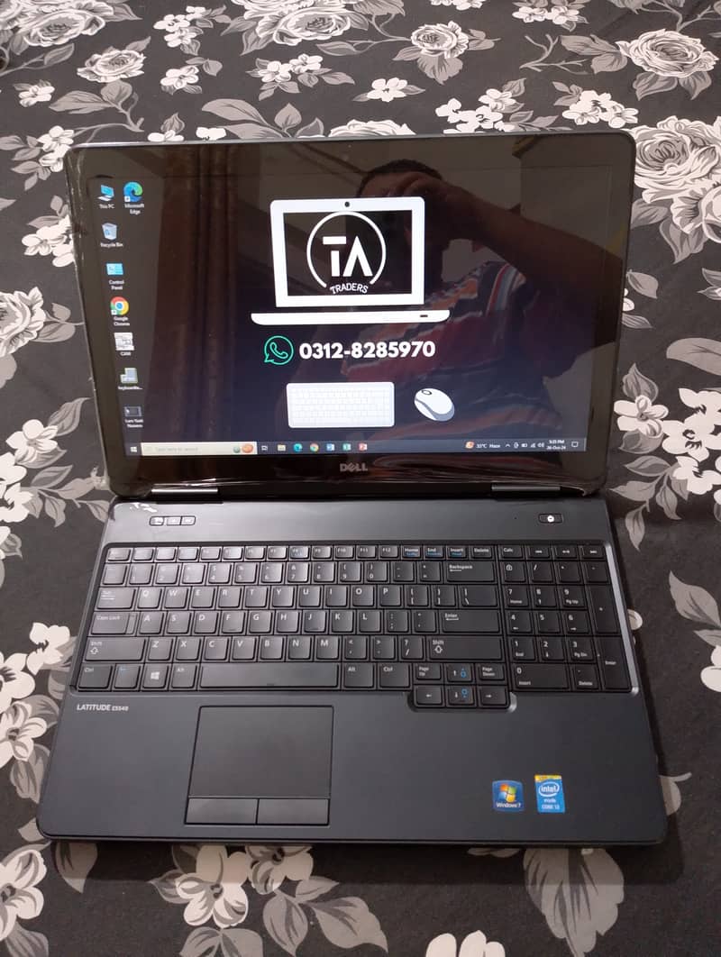 Dell Latitude E5540 0