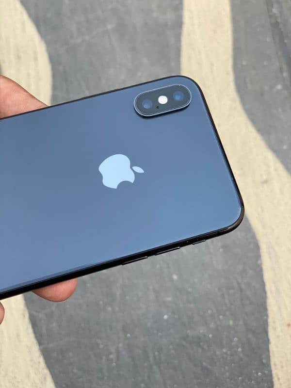 iPhone X Black LLA Model 256GB 0