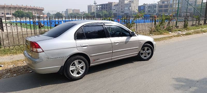 Honda Civic EXi 2002 4