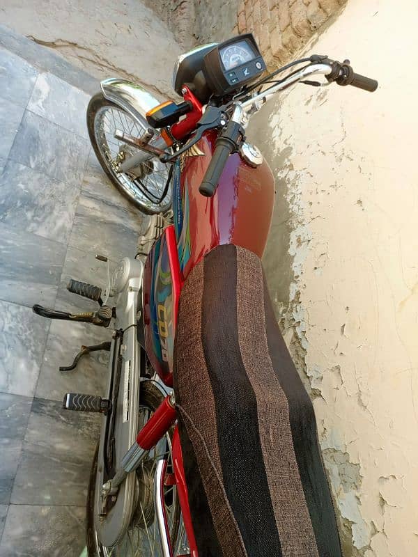 Honda CD-70 bike for sale 1