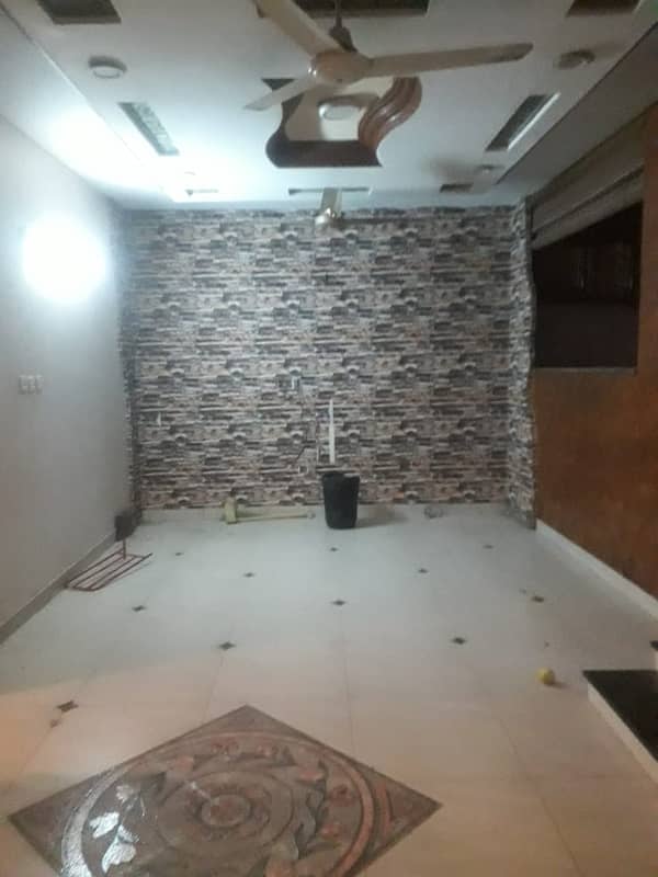 200 Sq. yard portion for rent in Gulistan-e-Jauhar Block, 200 Sq. yard portion for rent in Gulistan-e-Jauhar Block-4 3