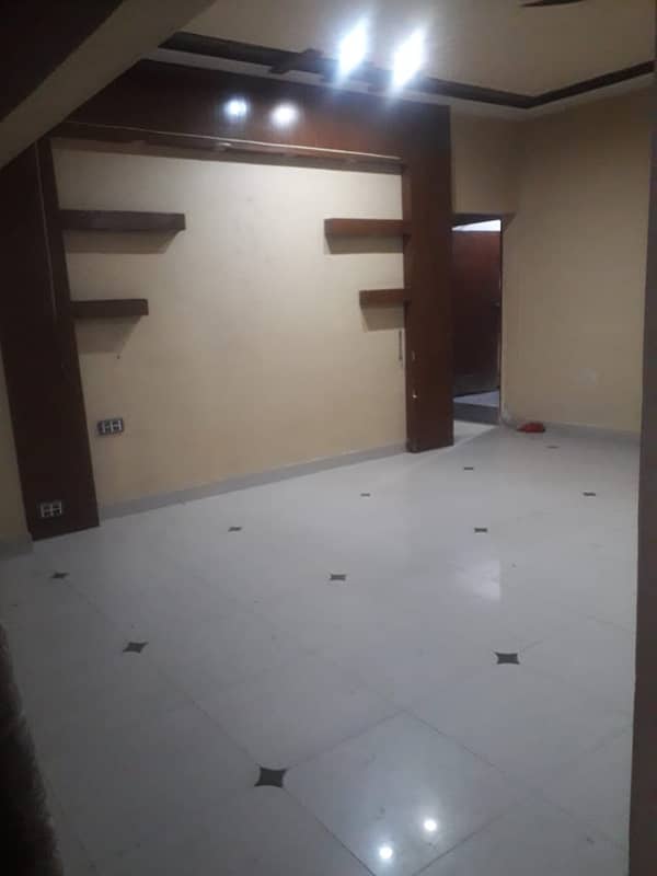 200 Sq. yard portion for rent in Gulistan-e-Jauhar Block, 200 Sq. yard portion for rent in Gulistan-e-Jauhar Block-4 6