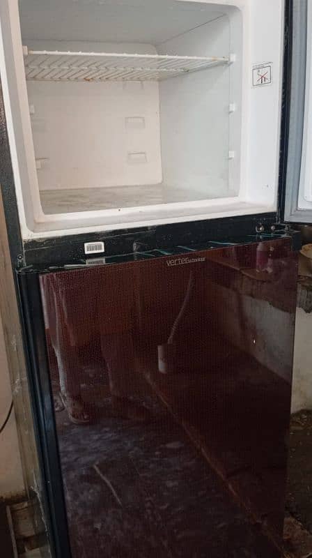 "Dawlance Medium-Size Glass Door Refrigerator|Dawlance Fridge|10/10 1