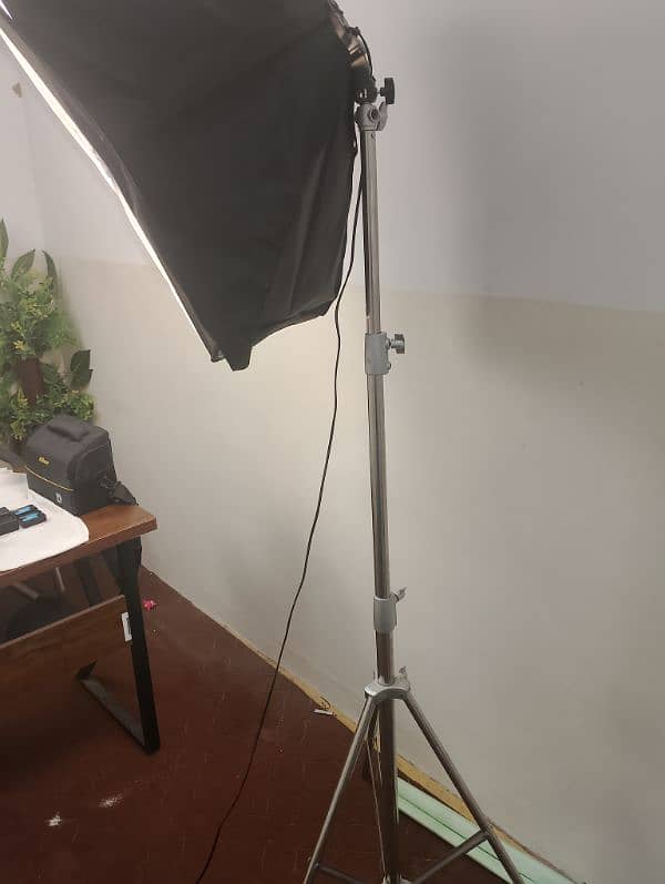 Soft box 1 pair and 1 Pair lights stand SS 5