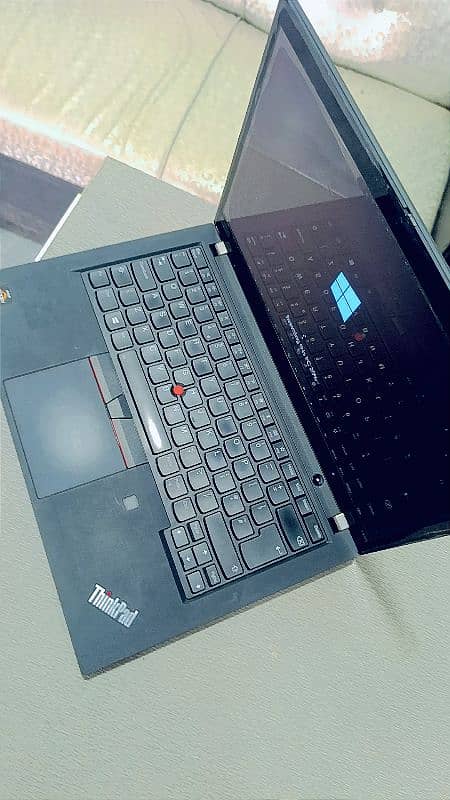 LENOVOTHINKPADT495 1