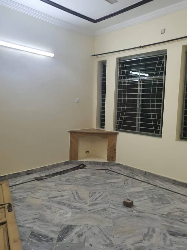 12 Marla upper portion for rent in airport housing society sector 3 2