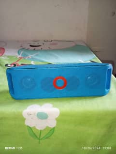 Imported Bluetooth speaker All ok behtreen sound he.  Baki read ad