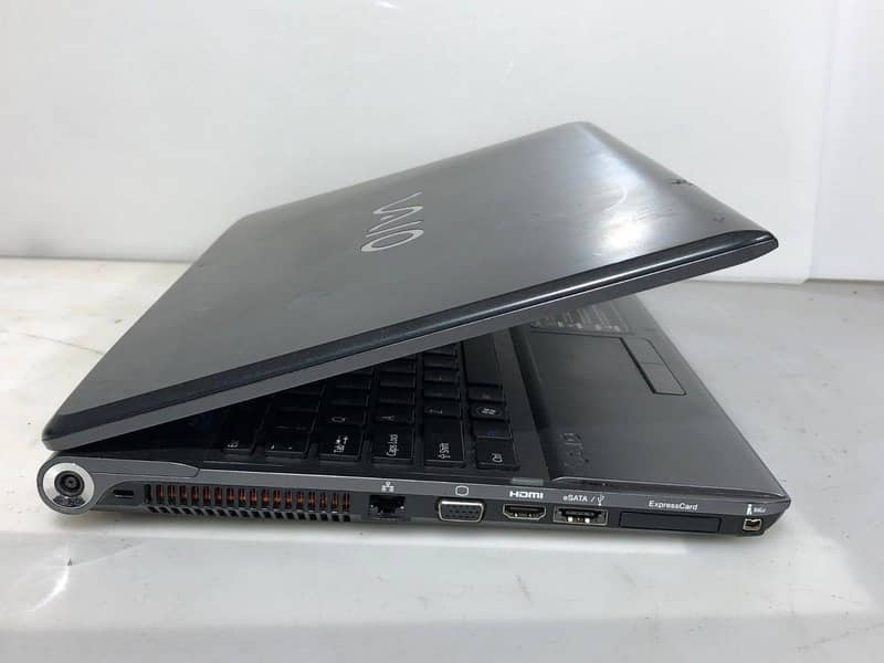 Corei7 Sony Laptop 100% ok Condition 2