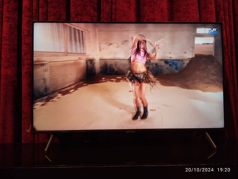 Samsung 43inch TU7000U Made By Samsung With Box 0