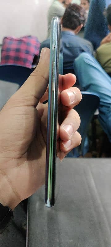 Oppo reno 4 8+3/128 10 by 10 dual sim 1