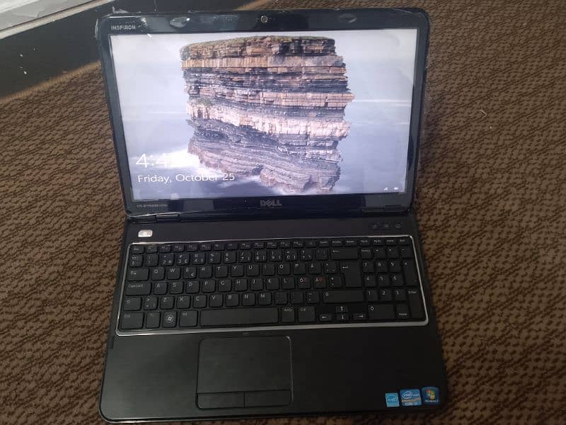 Dell Inspiron N 5110 1