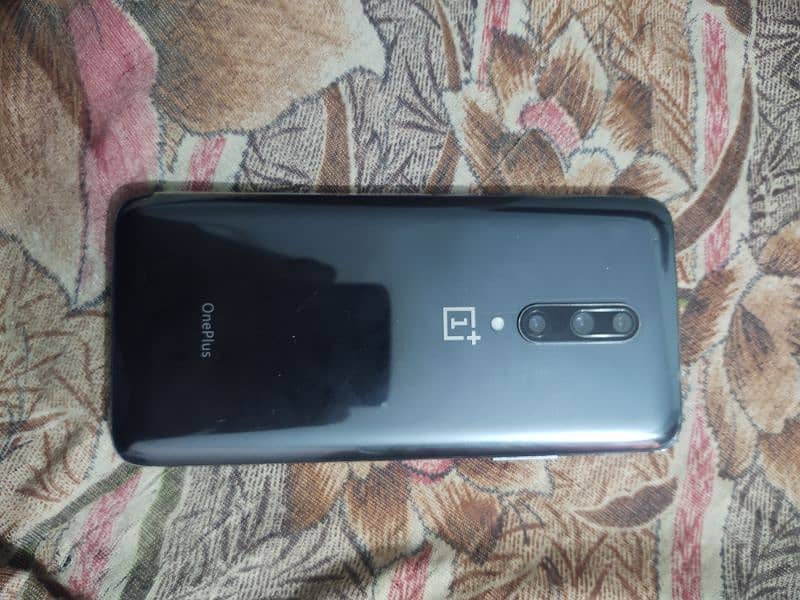 OnePlus 7 pro 8/10 condition 1