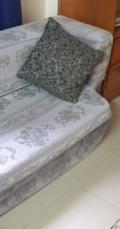 **Sofa Cumbed for Sale ** 2