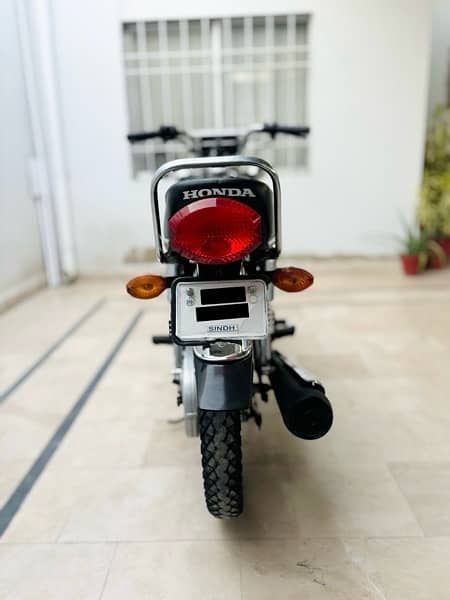 Honda CG 125 SE Special Edition 2021 sep in original condition. 5