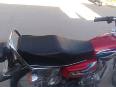 Honda 125 madel 22 Islamabad num 03192252748 cal watsup dono ha