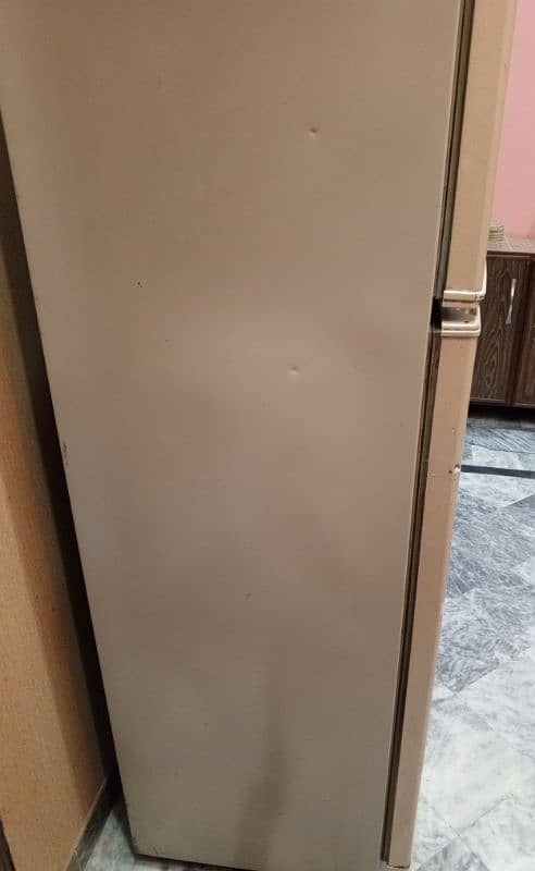 Haier single door fridge in good condition 1