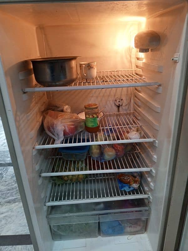 Haier single door fridge in good condition 3