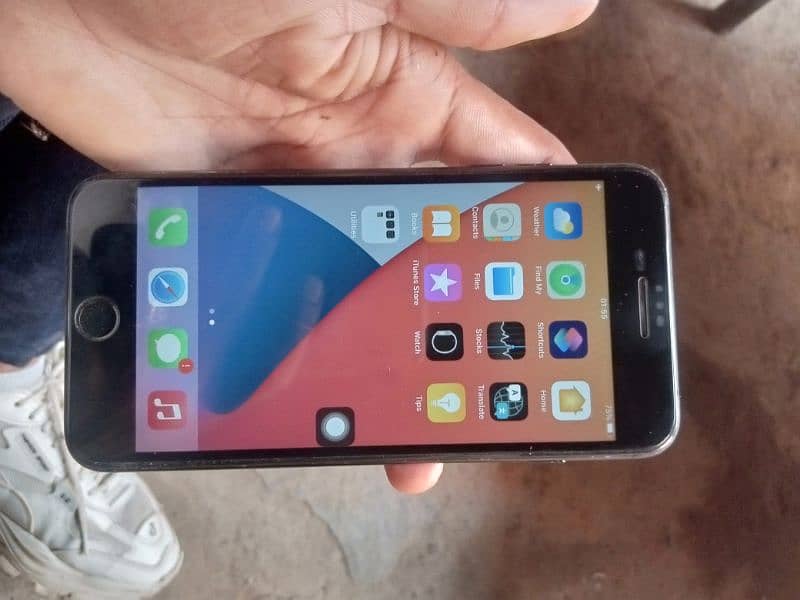 iphon 7plus &Huawei nova 2  pta 4/64 sale or exchng urgent 7