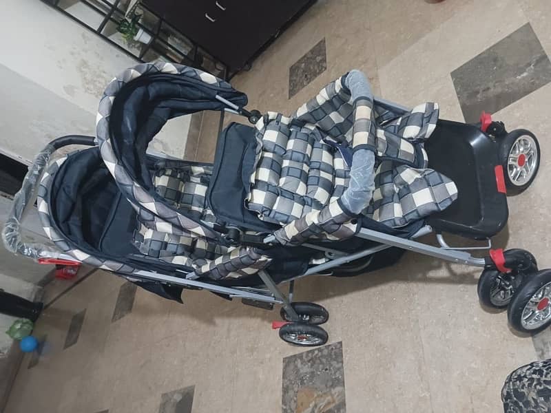 Twin baby stroller and car seat 2