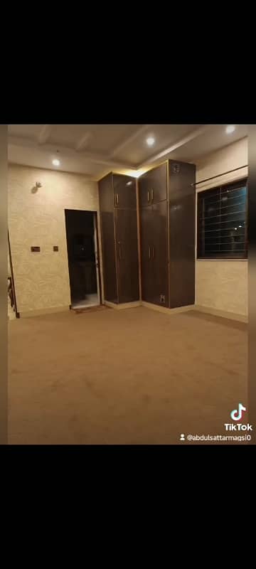 Gulberg 3 Brand New Upper Portion 3 Bedroom Attach Bathroom Kitchen Tv Lounge Car Parking Good Location Available For Rent 18