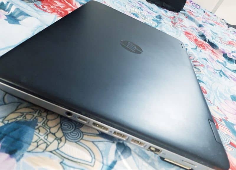 Excellent Condition HP Laptop numaric paid 4